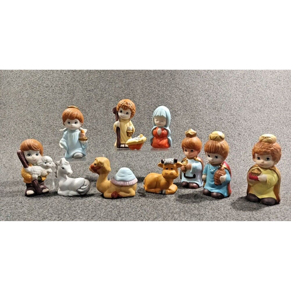 Vintage HOMCO Children Nativity Christmas Porcelain Set 11 Pieces